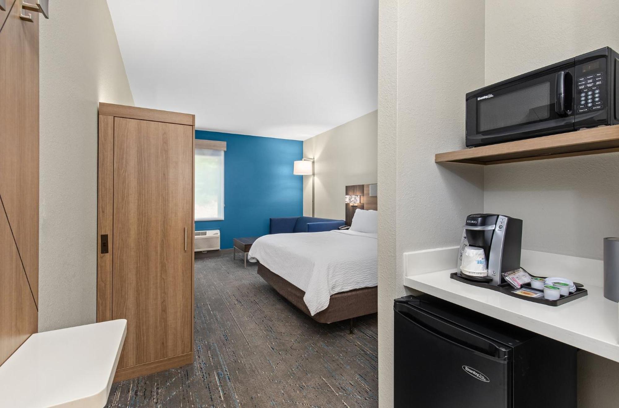 Holiday Inn Express Hurricane Mills Waverly By Ihg Exteriér fotografie